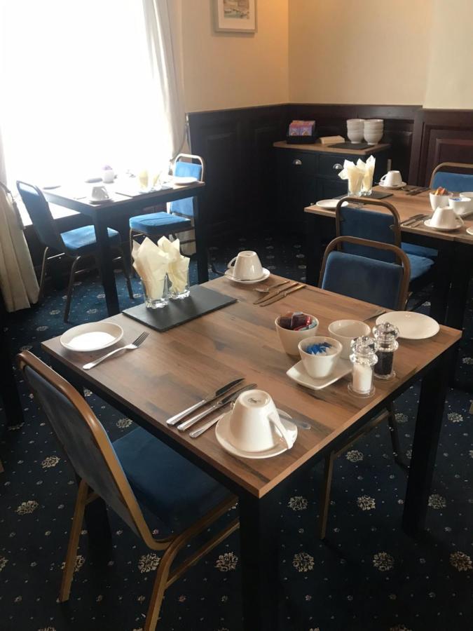 Atlantis Bed and Breakfast Torquay Εξωτερικό φωτογραφία