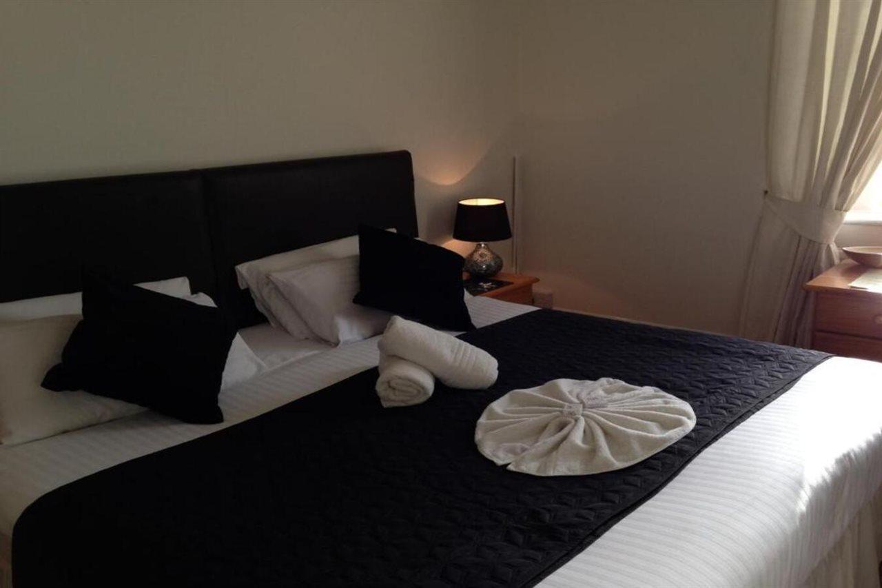 Atlantis Bed and Breakfast Torquay Εξωτερικό φωτογραφία