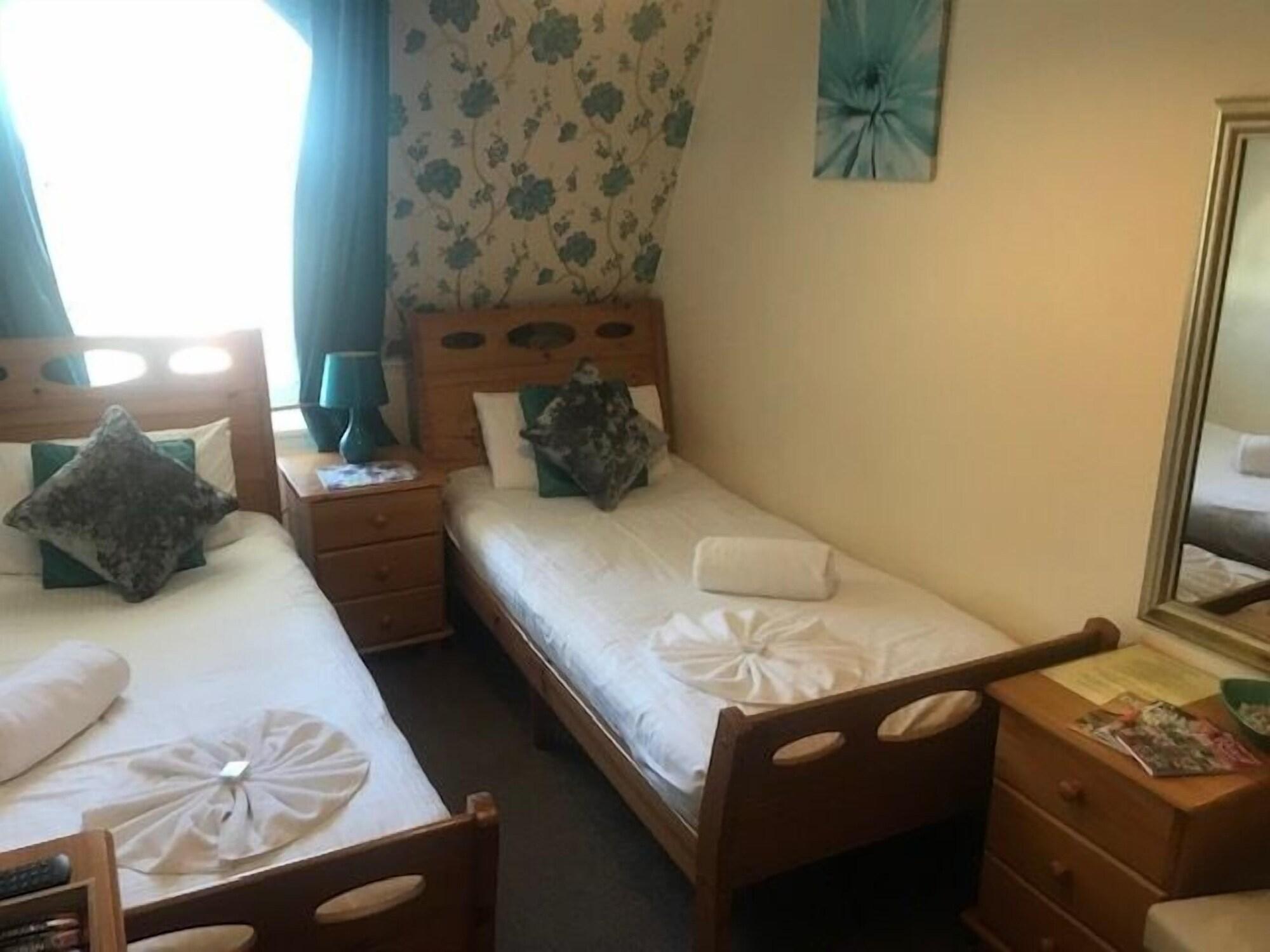 Atlantis Bed and Breakfast Torquay Εξωτερικό φωτογραφία