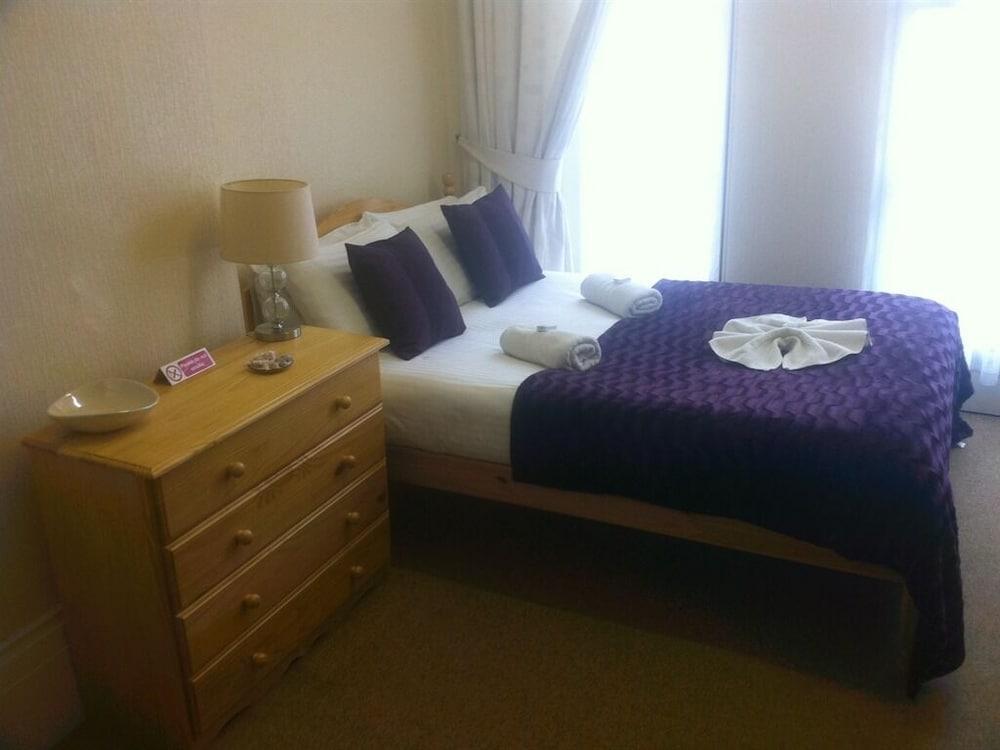 Atlantis Bed and Breakfast Torquay Εξωτερικό φωτογραφία